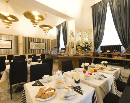 Looking for a hotel in Florence Centre with breakfast? Book Sure Hotel Collection De La Pace and discover our rich buffet!