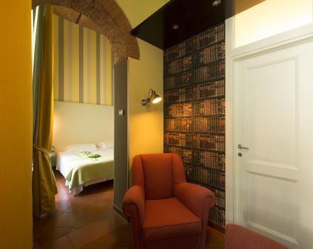 Se cerchi un hotel in posizione centrale a Firenze con un ottimo rapporto qualità prezzo, scegli Hotel De La Pace: un elegante 4 stelle dotato di ogni comfort e con tante tipologie di camera tra cui scegliere. Prenota subito!