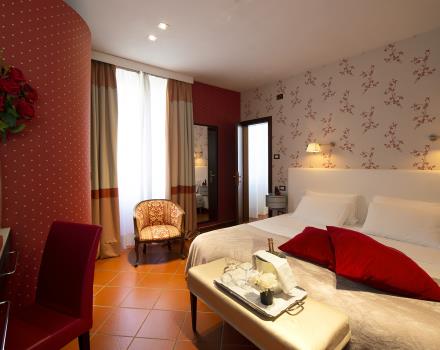 Scopri il bello di un soggiorno in centro a Firenze: scegli Sure Hotel Collection De La Pace e goditi tutto il comfort delle sue camere e i servizi a tua disposizione. Prenota ora!